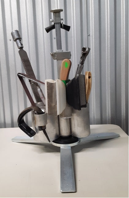 Evo Professional Tripod Hoof Stand